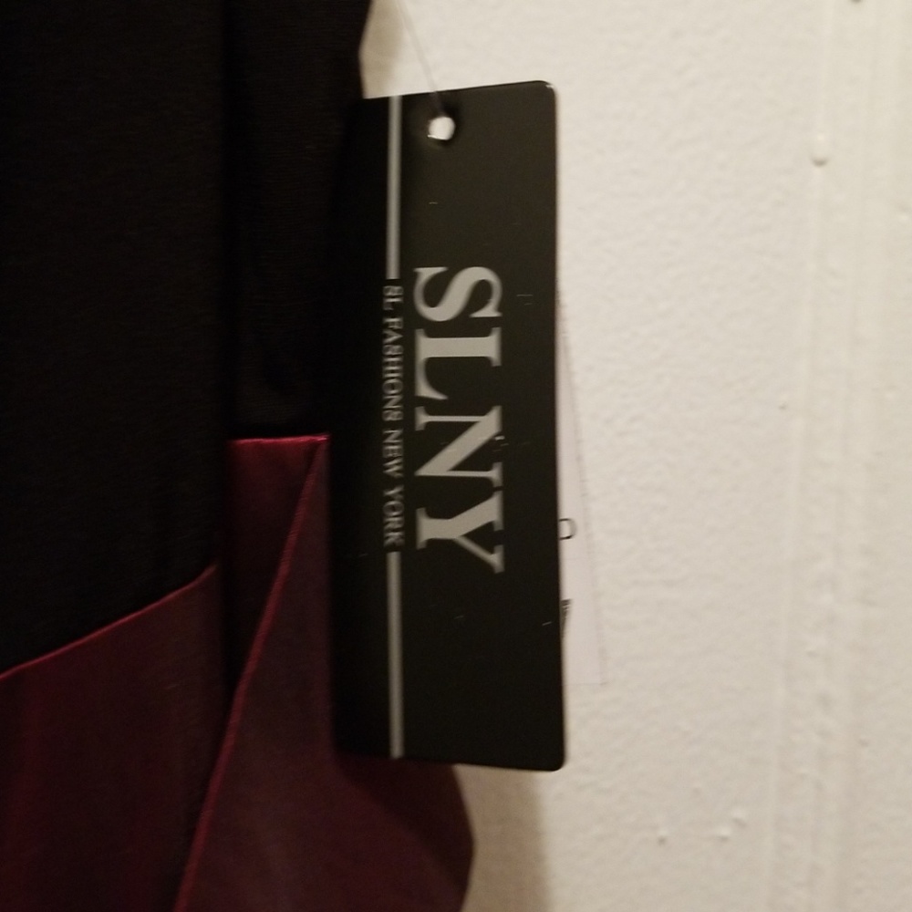 SNLY DRESS - Picture 3 of 5